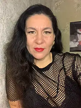 Snapshot of Tina_Moretti chatting on 03.20.25 Tina Moretti online show from 03.20.25