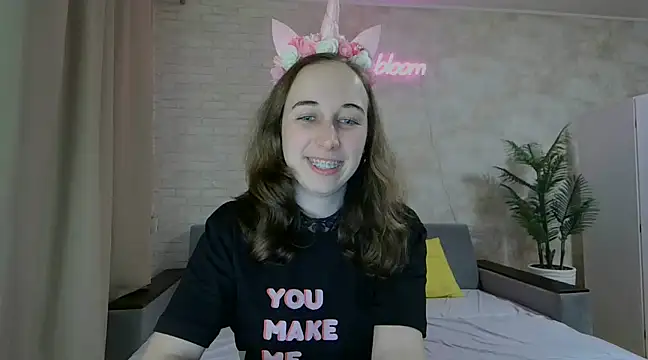 Snapshot of Anika_bloom chatting on 01.30.25 Anika bloom online show from 01.30.25