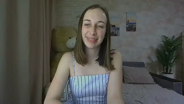 Snapshot of Anika_bloom chatting on 09.21.25 Anika bloom online show from 09.21.25