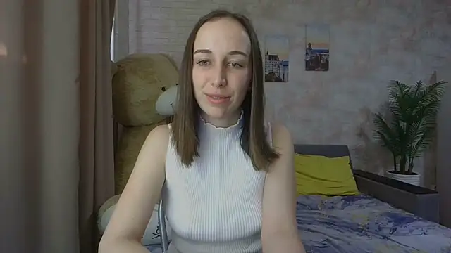 Snapshot of Anika_bloom chatting on 09.25.25 Anika bloom online show from 09.25.25
