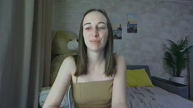 Snapshot of Anika_bloom chatting on 11.10.25 Anika bloom online show from 11.10.25