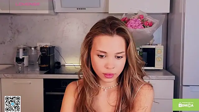Snapshot of sunsally chatting on 03.08.25 sunsally online show from 03.08.25