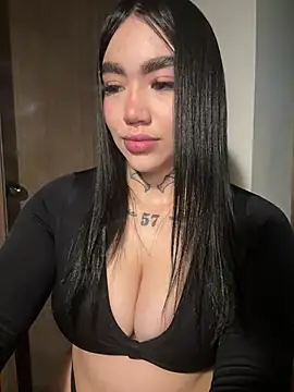 Snapshot of Nickiiiii chatting on 02.20.26 Nickiiiii online show from 02.20.26