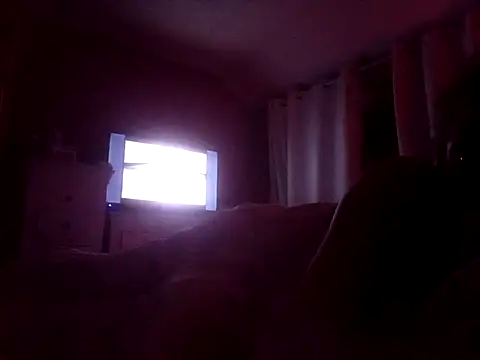 Snapshot of Fiesty_findom40 chatting on 10.16.25 Fiesty findom40 online show from 10.16.25