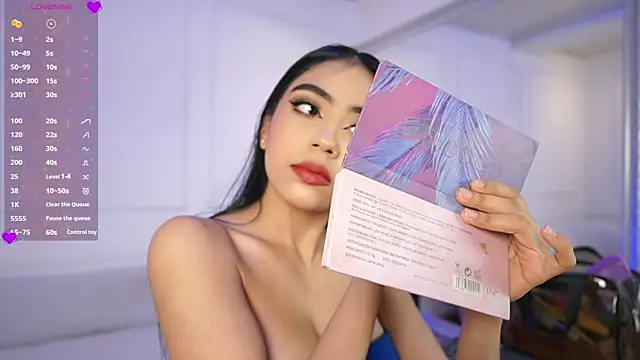 elasummer online show from 02.20.25