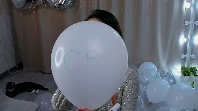 Tate Angel online show from 11.30.25