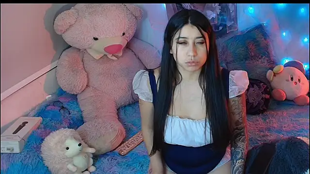 Snapshot of Kurumi57 chatting on 10.15.25 Kurumi57 online show from 10.15.25