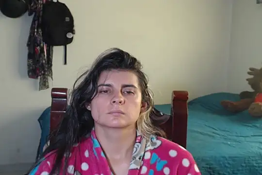 Snapshot of samanta_rosas1 chatting on 12.18.24 samanta rosas1 online show from 12.18.24