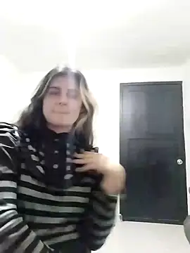 Snapshot of samanta_rosas1 chatting on 12.29.24 samanta rosas1 online show from 12.29.24