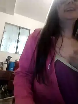 Snapshot of samanta_rosas1 chatting on 01.25.25 samanta rosas1 online show from 01.25.25