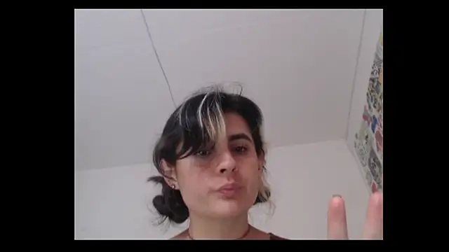 Snapshot of samanta_rosas1 chatting on 01.31.25 samanta rosas1 online show from 01.31.25