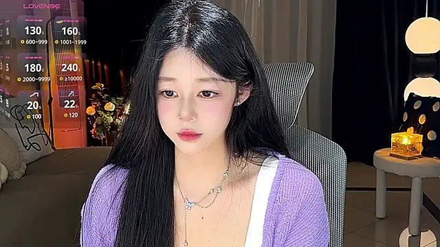 sweateanv  online show from 01.02.25