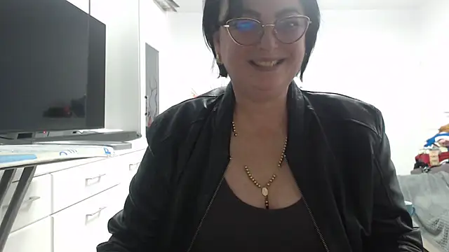 Amandamuller1982 online show from 11.11.25