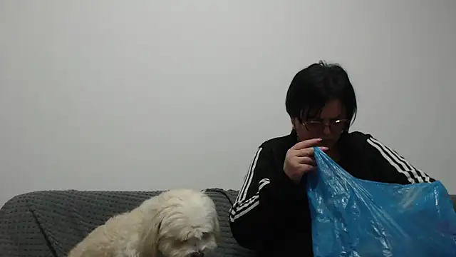 Amandamuller1982 online show from 11.22.25