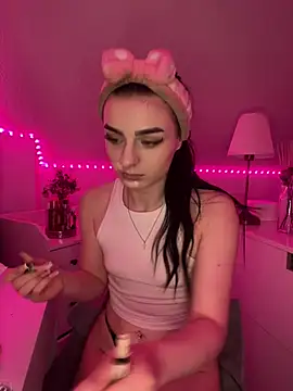 AdelinaAlia online show from 02.20.26