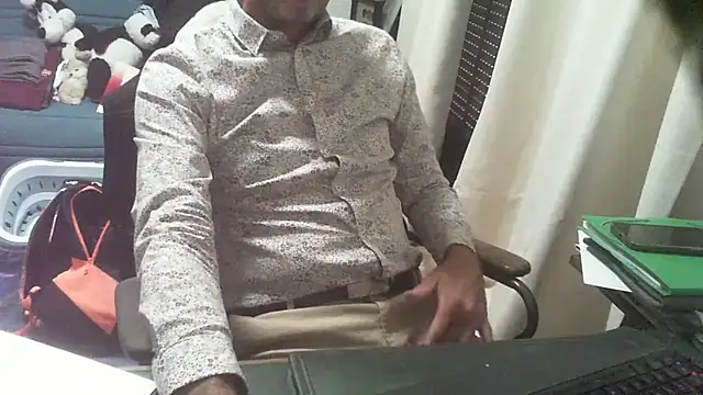 shyfrenchcock1 online show from 09.11.25