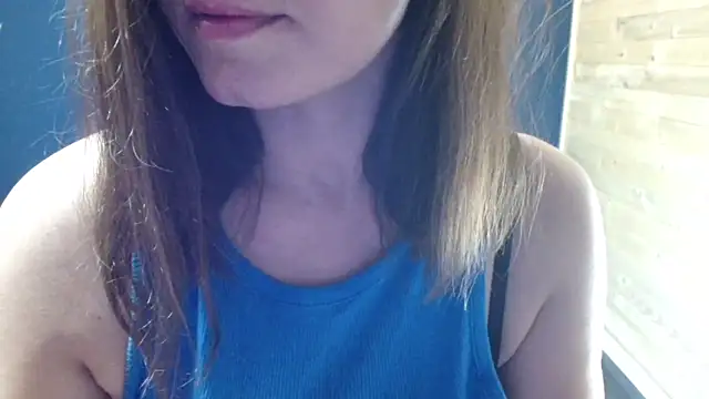 Snapshot of NovaBabe21 chatting on 09.12.25 NovaBabe21 online show from 09.12.25