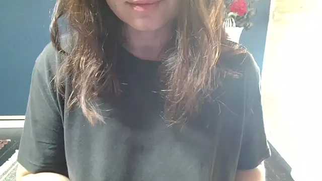 Snapshot of NovaBabe21 chatting on 10.26.25 NovaBabe21 online show from 10.26.25