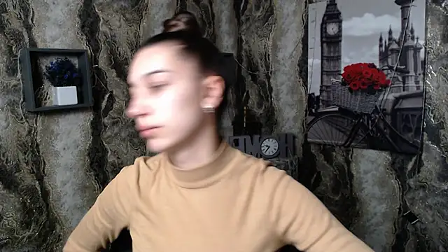 KarolinaRosse  online show from 12.31.24