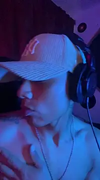 SkinnyHot444 online show from 01.16.25