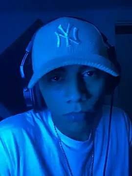 SkinnyHot444 online show from 01.19.25