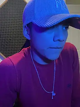 SkinnyHot444 online show from 01.23.25