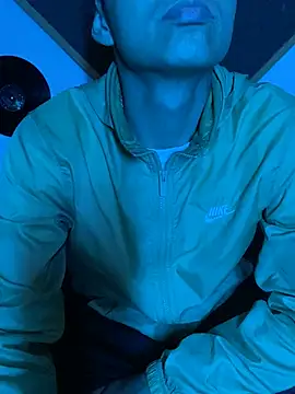 SkinnyHot444 online show from 02.08.25