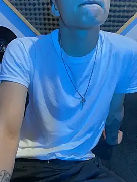 SkinnyHot444 online show from 02.08.25