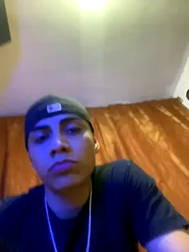 SkinnyHot444 online show from 11.19.25