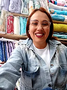 Snapshot of VIOLETA-25_ chatting on 02.24.25 VIOLETA-25 online show from 02.24.25