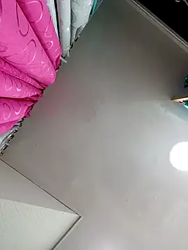 Snapshot of VIOLETA-25_ chatting on 03.17.25 VIOLETA-25 online show from 03.17.25