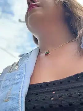 Snapshot of VIOLETA-25_ chatting on 01.12.26 VIOLETA-25 online show from 01.12.26