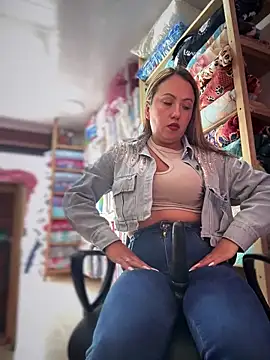 Snapshot of VIOLETA-25_ chatting on 01.31.26 VIOLETA-25 online show from 01.31.26