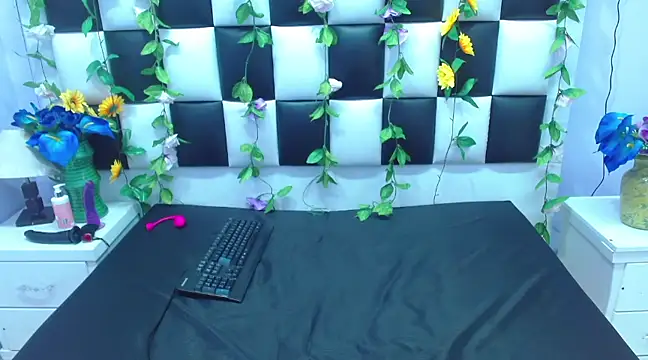 Snapshot of Morgana_Smit chatting on 02.27.25 Morgana Smit online show from 02.27.25