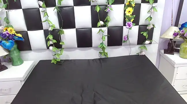 Snapshot of Morgana_Smit chatting on 03.22.25 Morgana Smit online show from 03.22.25