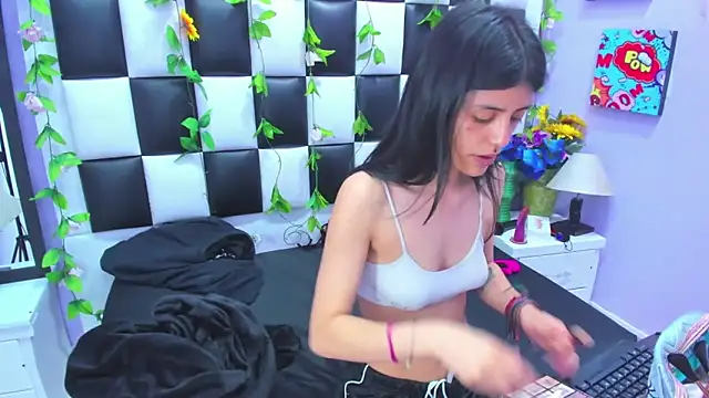 Snapshot of Morgana_Smit chatting on 09.19.25 Morgana Smit online show from 09.19.25