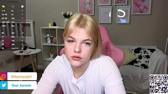 Snapshot of Maya_Rave chatting on 02.26.25 Maya Rave online show from 02.26.25