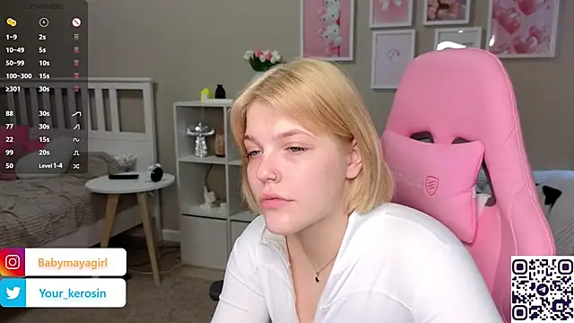 Snapshot of Maya_Rave chatting on 02.27.25 Maya Rave online show from 02.27.25