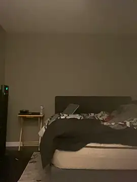 Snapshot of Mrrrixxhhh chatting on 12.27.24 Mrrrixxhhh online show from 12.27.24