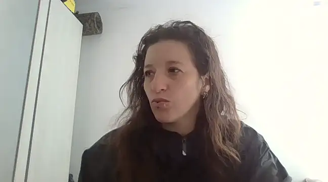 Snapshot of hanamy_joha chatting on 12.18.24 hanamy joha online show from 12.18.24