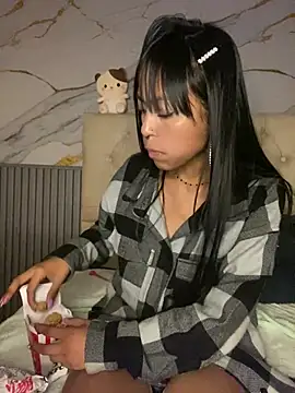 bonnie 18x online show from 03.22.25