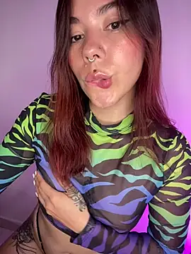 Snapshot of luccianagreyy chatting on 02.04.25 luccianagreyy online show from 02.04.25