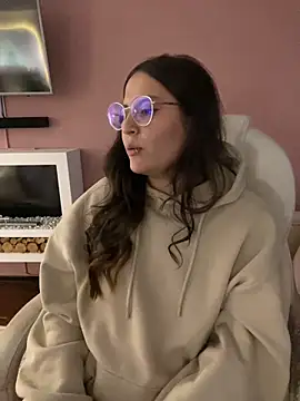 PoliBenett  online show from 01.23.25