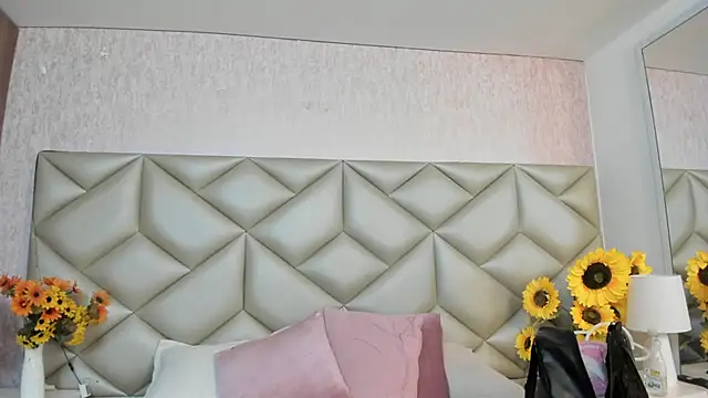 Im gaia online show from 11.27.25