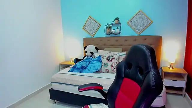 Edelaine rogers online show from 04.18.26