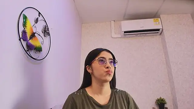 Snapshot of Amy_wats0n chatting on 02.09.26 Amy wats0n online show from 02.09.26