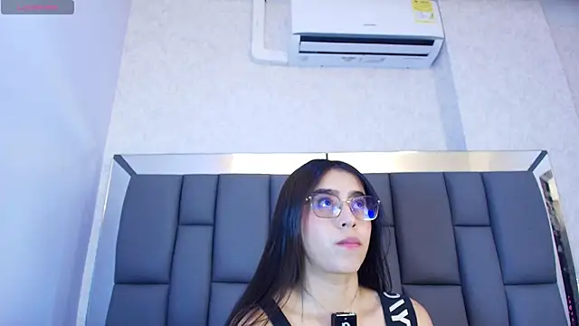 Amy wats0n online show from 04.06.26