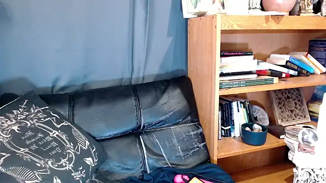 liadivina online show from 12.31.24