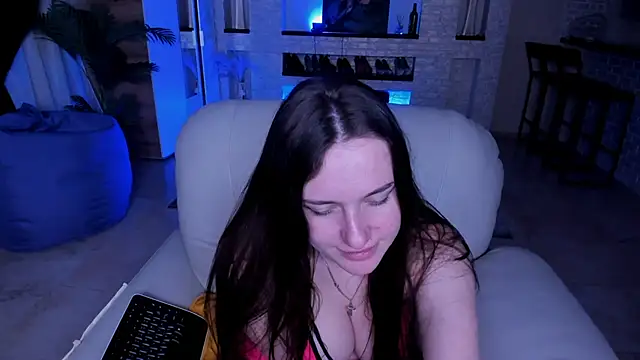 Snapshot of LisaElfy chatting on 03.05.25 LisaElfy online show from 03.05.25