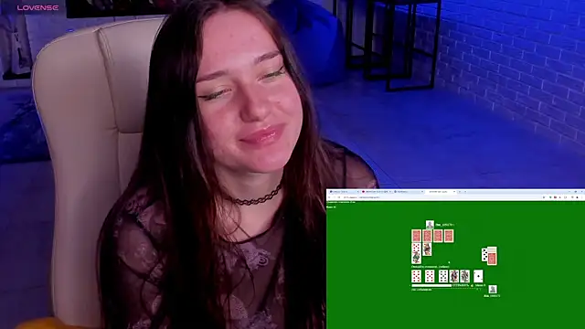 Snapshot of LisaElfy chatting on 03.18.25 LisaElfy online show from 03.18.25